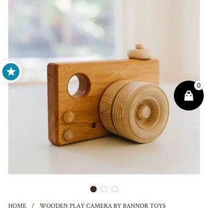 Wooden Play Camera by Bannor Toys